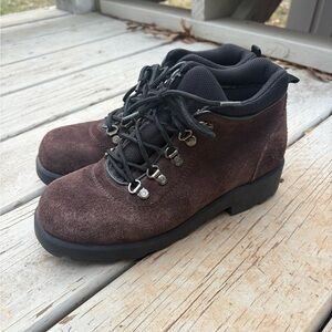 Women’s Bass Boots Size 6